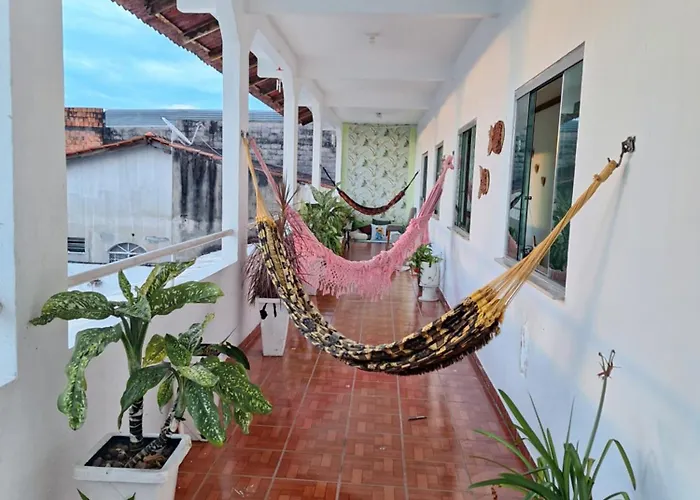 Quarto Triplo Com Banheiro Em Pousada E Restaurante