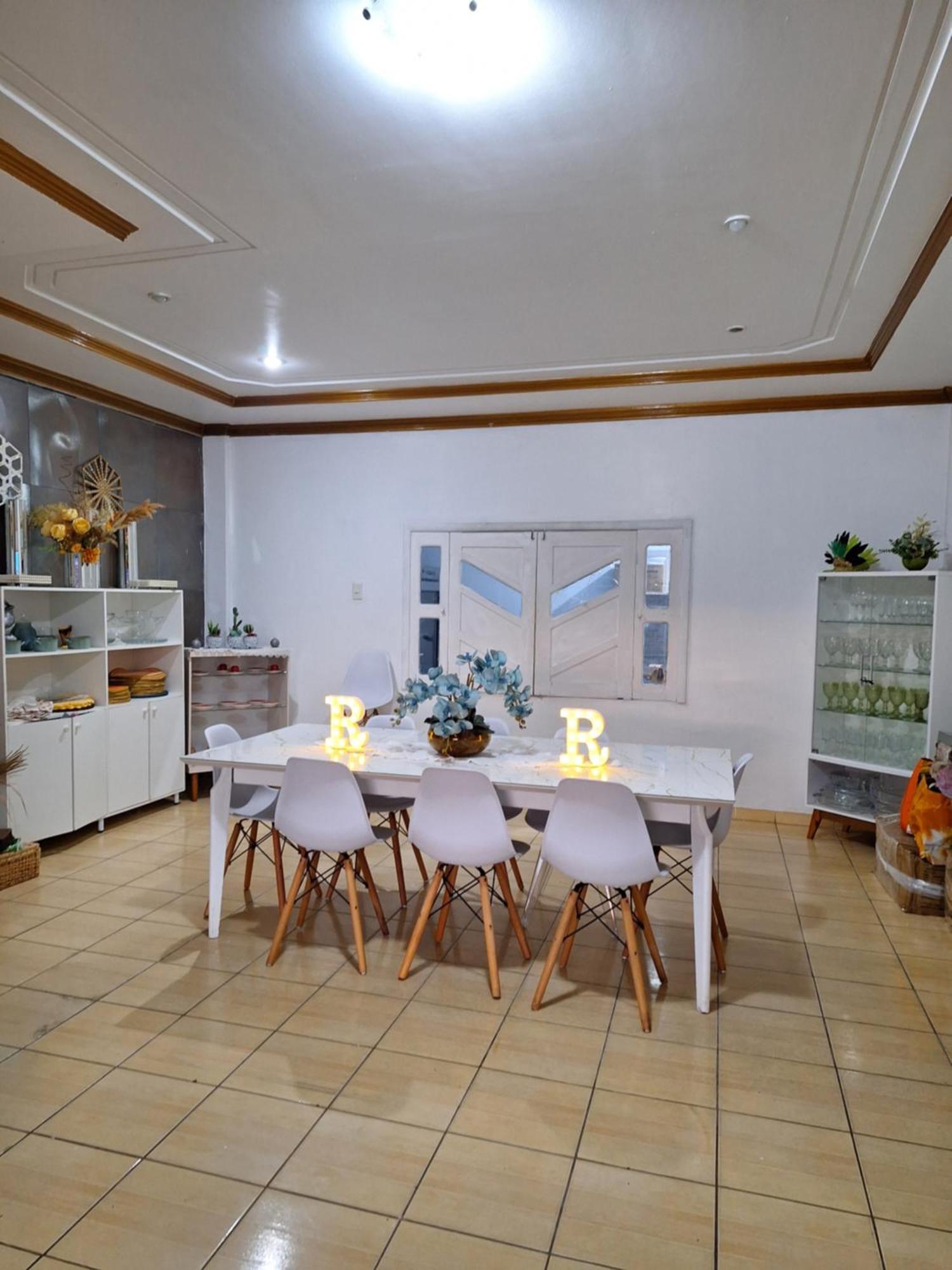 Habitación en casa particular Triplo Com Banheiro Em E Restaurante Manaos
