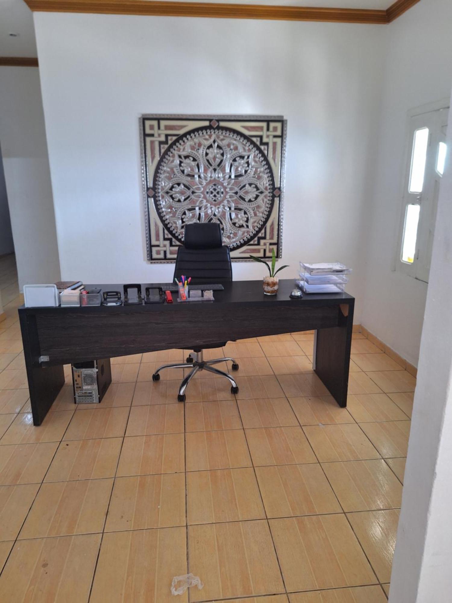 Triplo Com Banheiro Em E Restaurante Quarto em Acomodações Particulares *