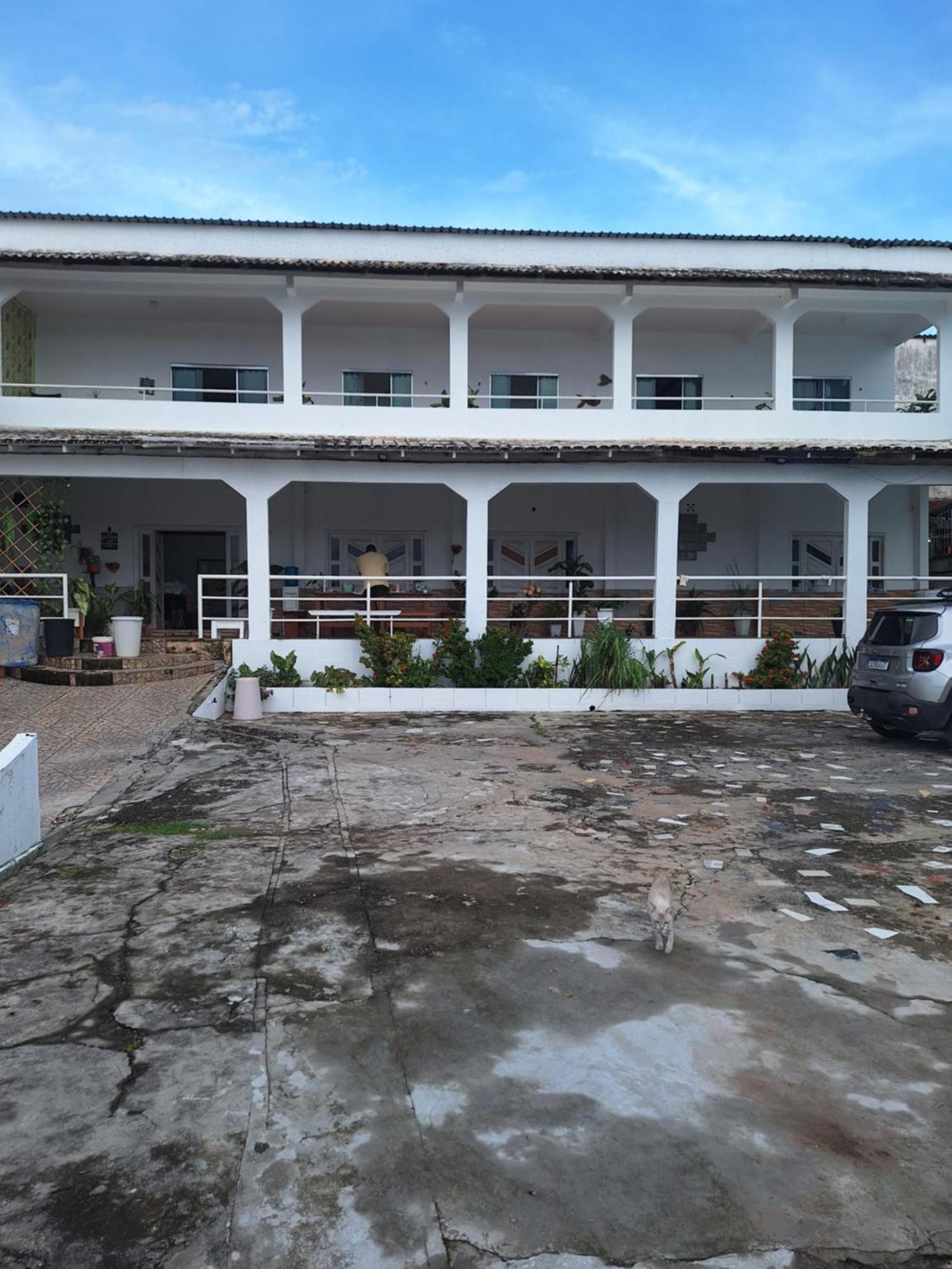 Quarto em Acomodações Particulares Triplo Com Banheiro Em E Restaurante *